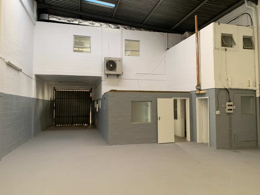 To Let commercial Property for Rent in Parow East Western Cape